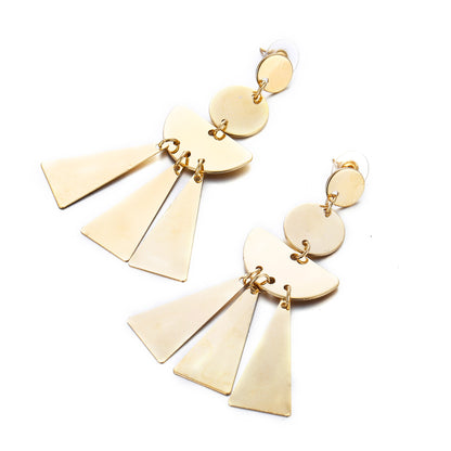 Triangular metal disc fan-shaped tassel earrings