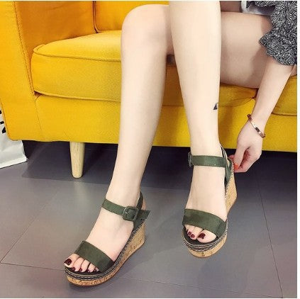 Korean version of wedge shoes