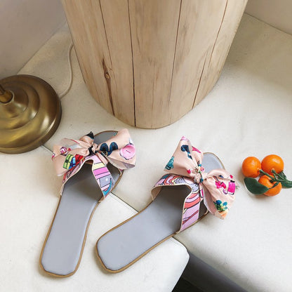 Colorful ribbon bow slippers