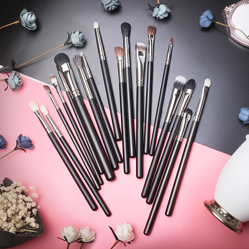 Moyu M194 Small Eyeshadow Brush