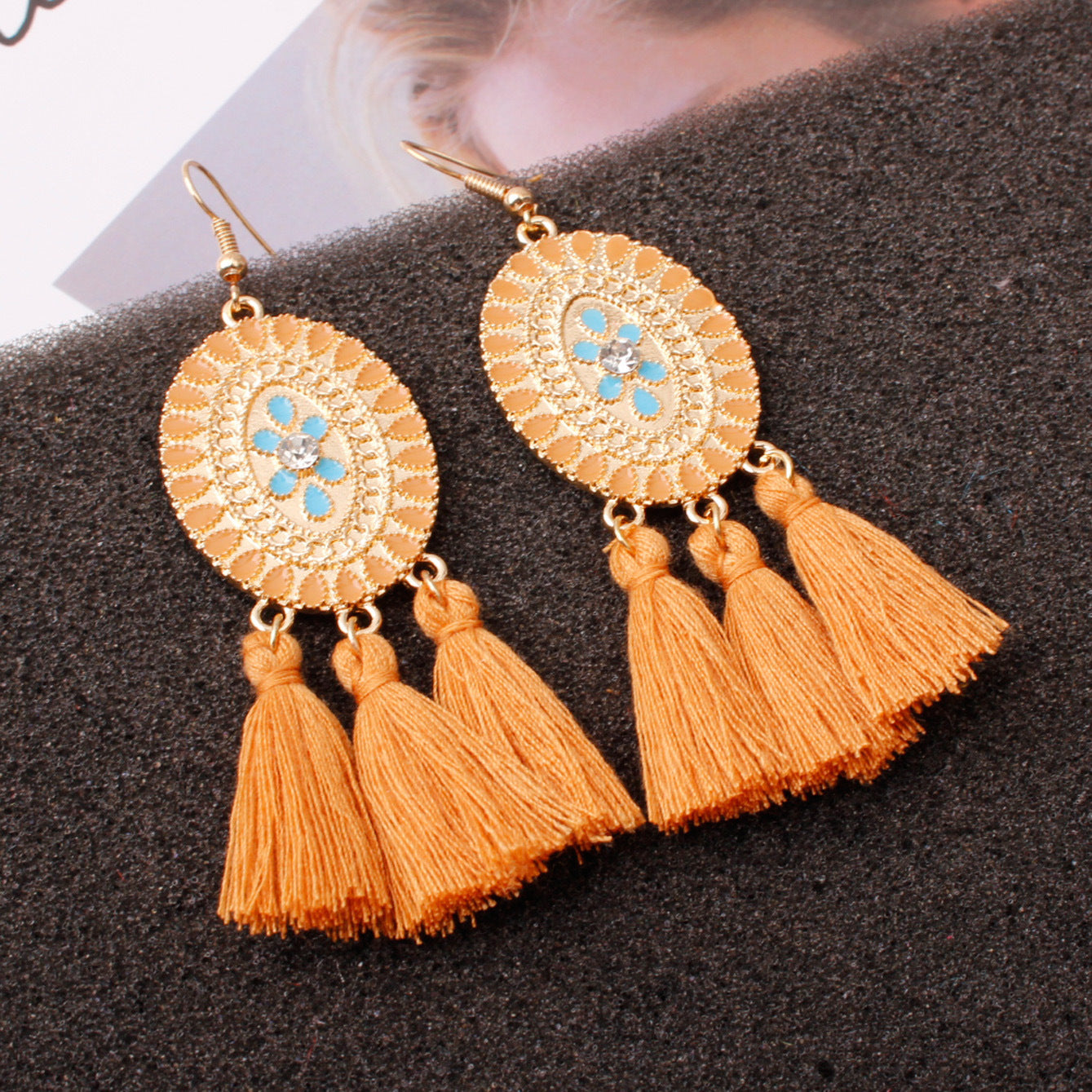 European and American earrings, fringed earrings.