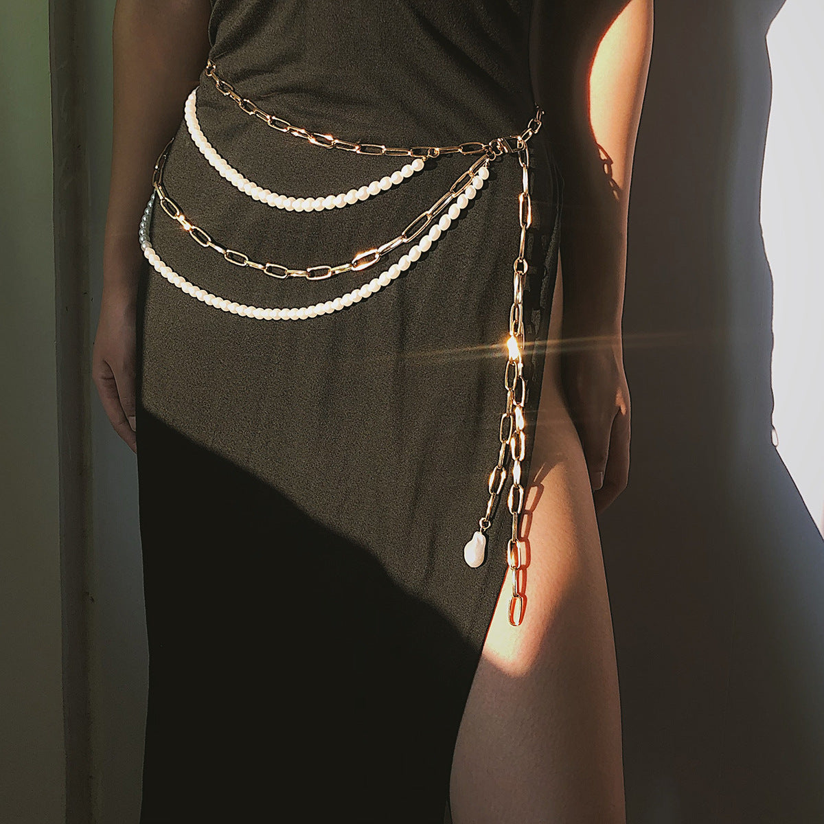 Multi-layer geometric minimalist imitation pearl waist chain