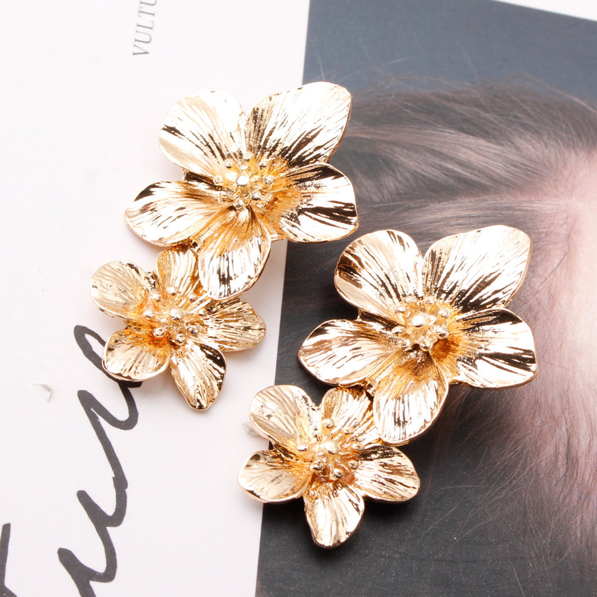 Flow multi-color double-layer flower stud earrings