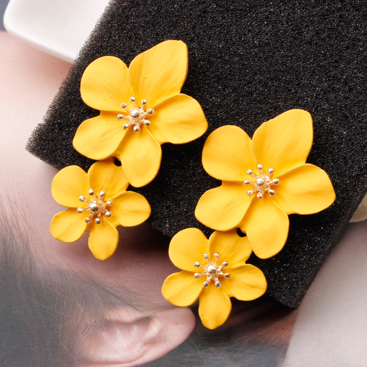 Flow multi-color double-layer flower stud earrings