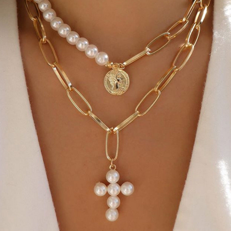 Women's Seal Inlaid Faux Pearl Sweater Necklace