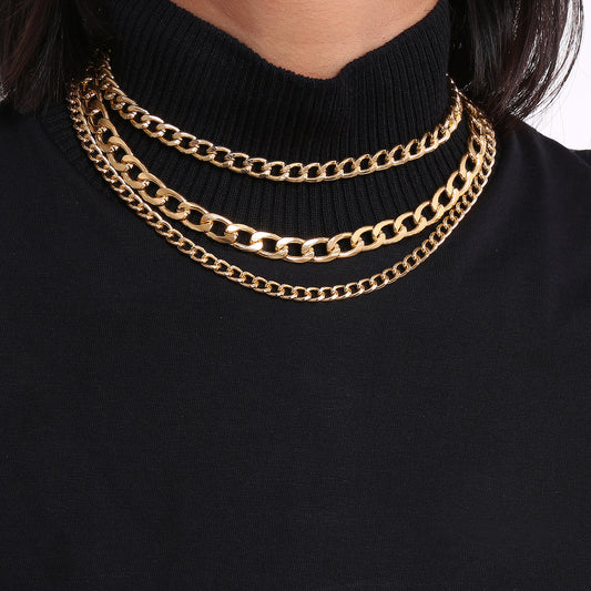 Chain multi-layer fringed necklace