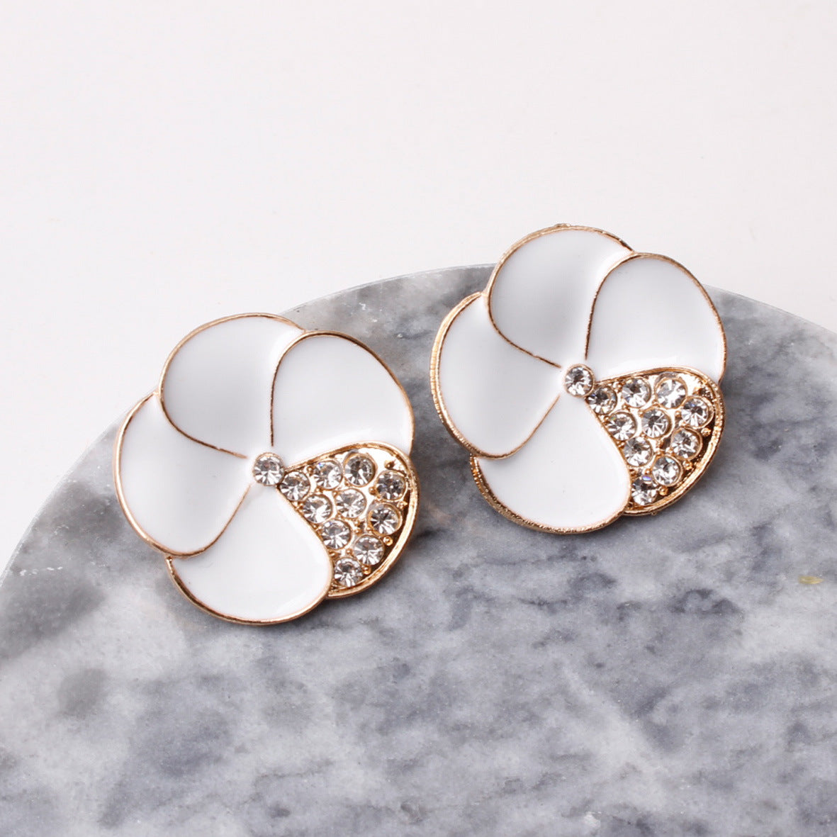 Alloy flower diamond drip earrings