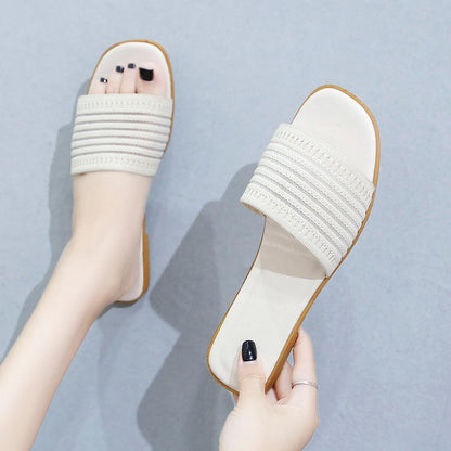 Flat-bottomed cool slippers for women