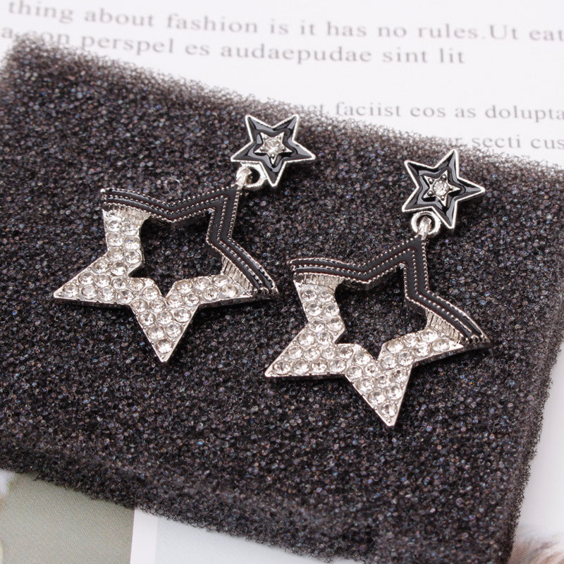 Rhinestone pentagram hollow earrings female