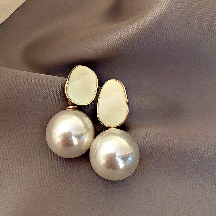 S925 Silver Needle Celebrity Pearl Earrings