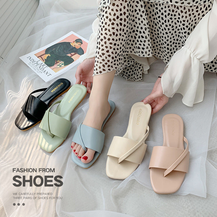 Flat-bottomed soft-soled toe beach shoes