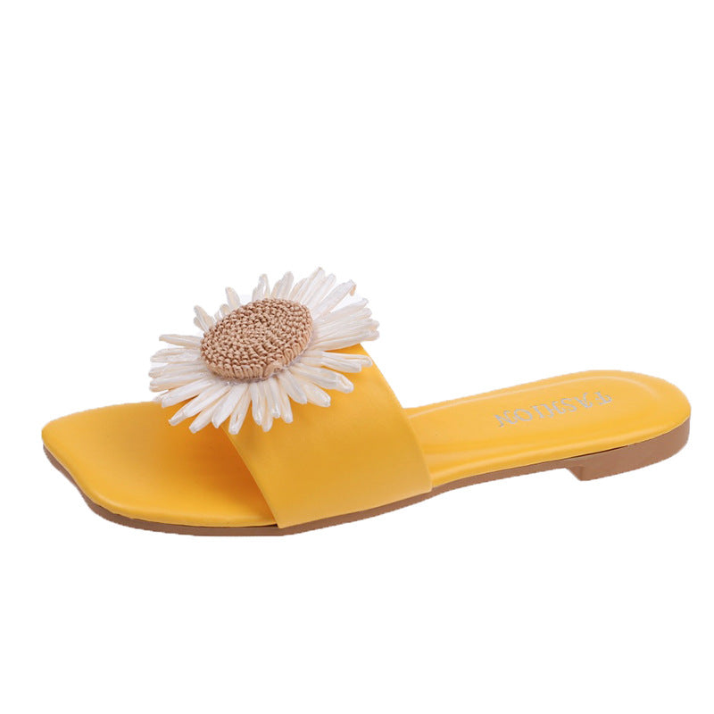 Flat-bottomed flower slippers