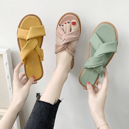 Stylish cross-knit sandals