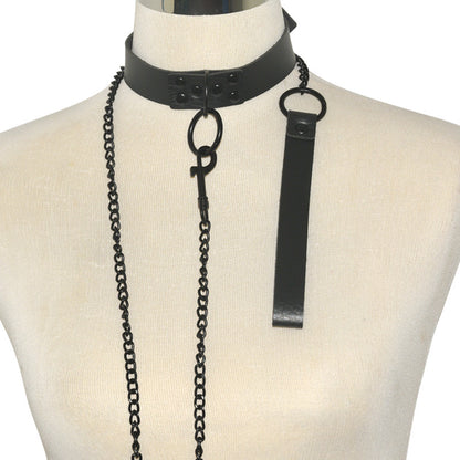 Personalized exaggerated traction rope collar