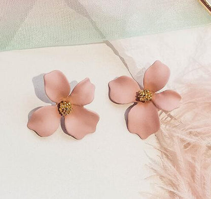 New flower earrings with Korean personality