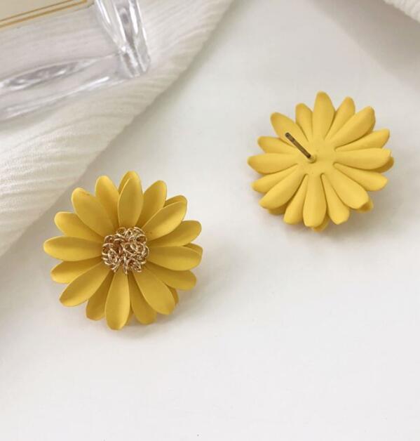 Colored Chrysanthemum Flower Earrings