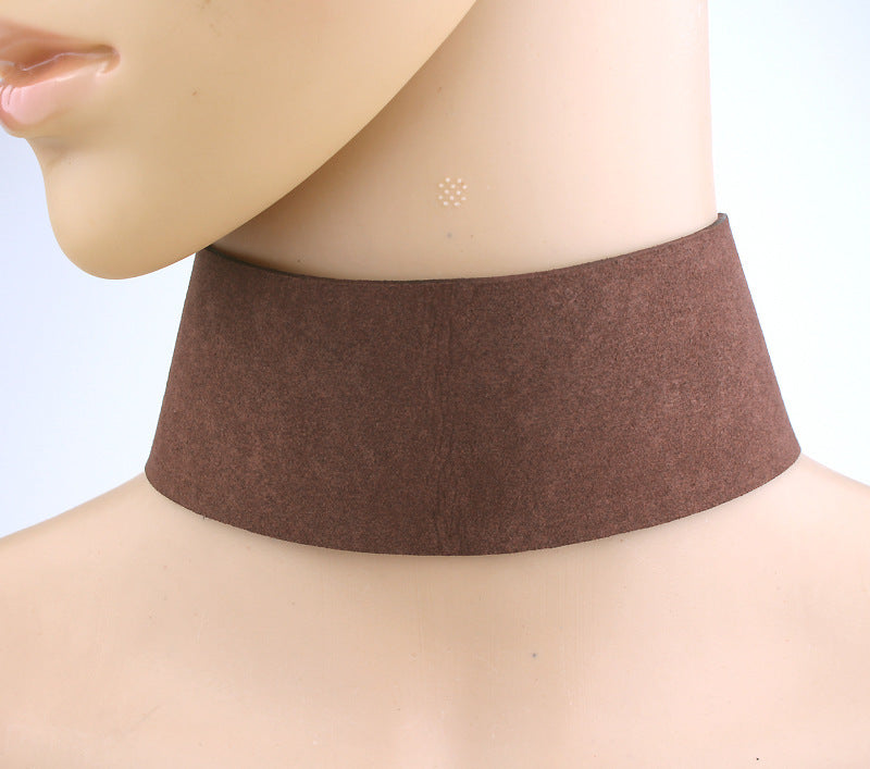 Exaggerated wide edge necklace necklace collar