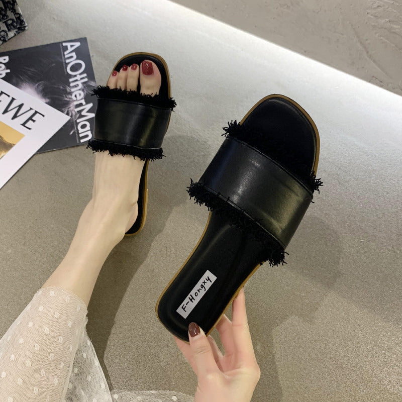 One-word tassel cool slippers