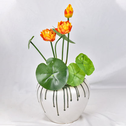 Simulation of small lotus, lotus leaf bouquet, small potted plant