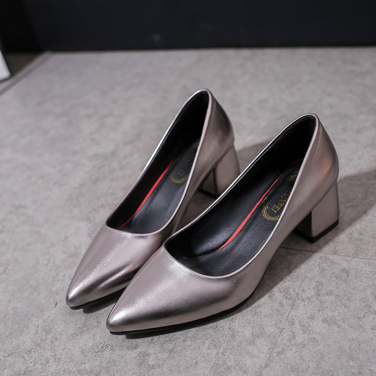 Korean version of pointed-toed shallow-mouth women's shoes