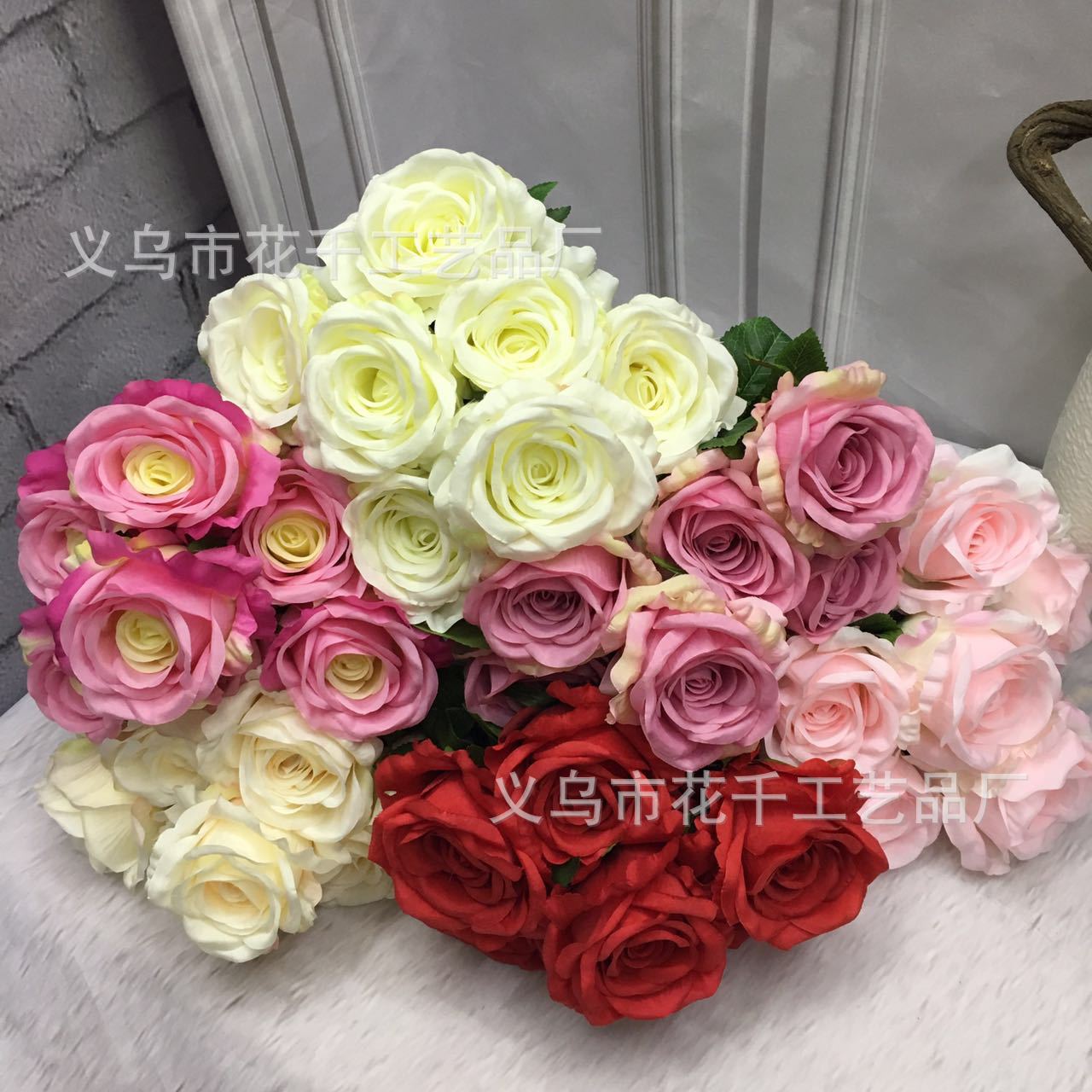 Small 7-head diamond rose