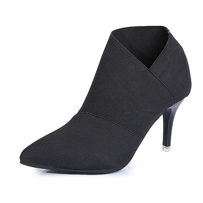 Women's shoes with pointed-toe boots