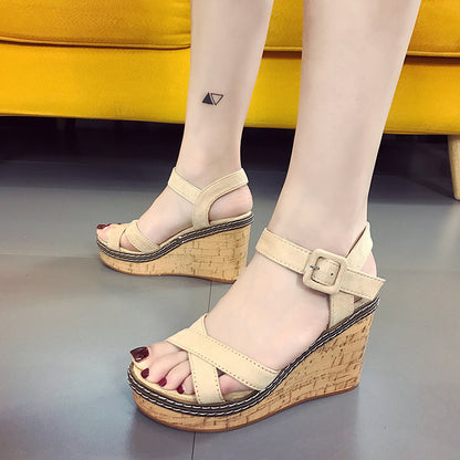 Korean version of wedge shoes