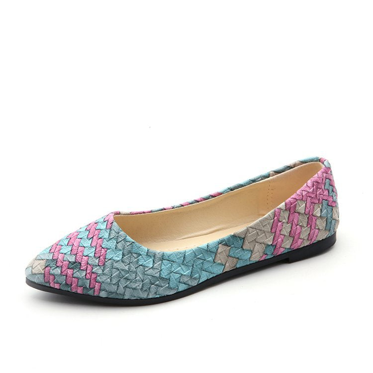 Flats for women's singles