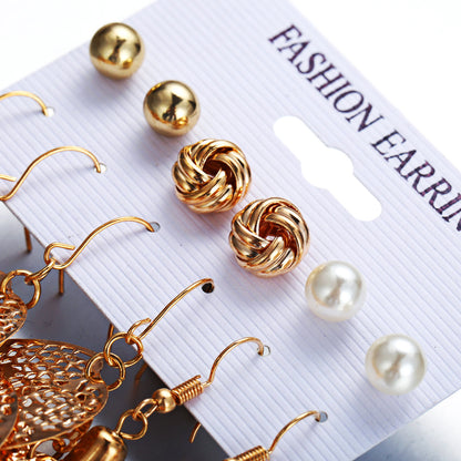 6 pairs of pearl earrings set with leaf weaving