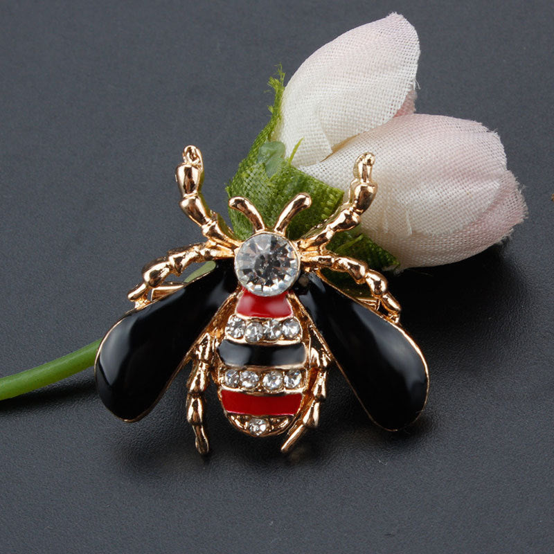 Dripping Bee Brooch Corsage Enamel