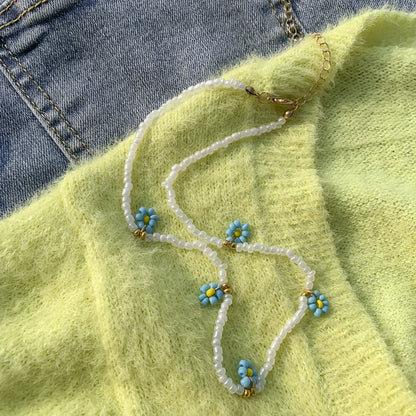 Little daisy flower letter necklace