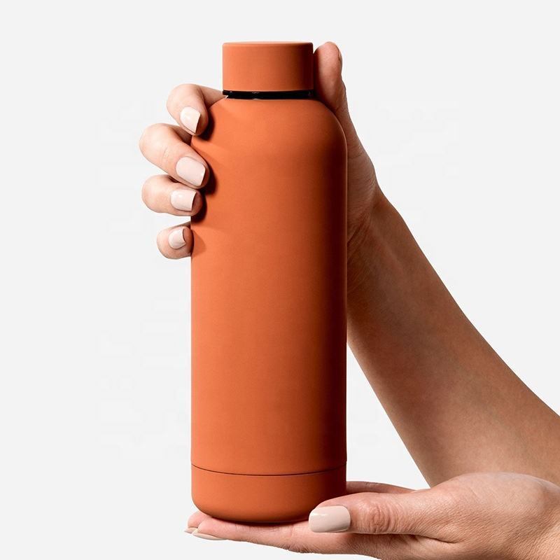 Portable cup Thermos cup