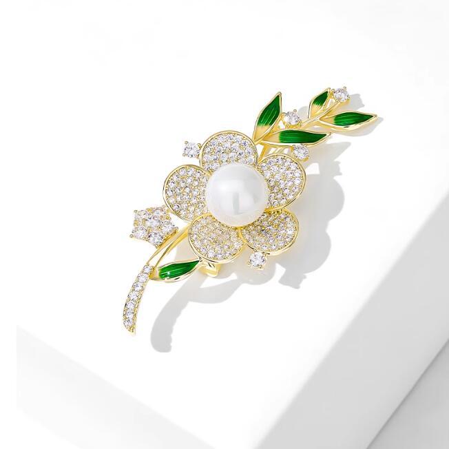 Literary light luxury flower brooch