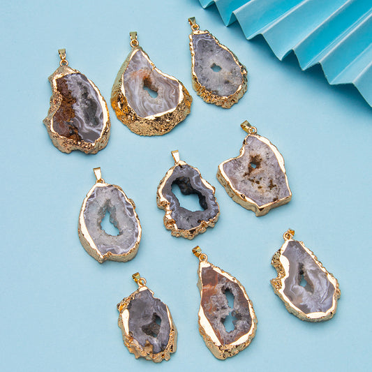 Crystal irregular agate piece pendant