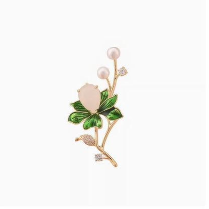 High-end lotus brooch