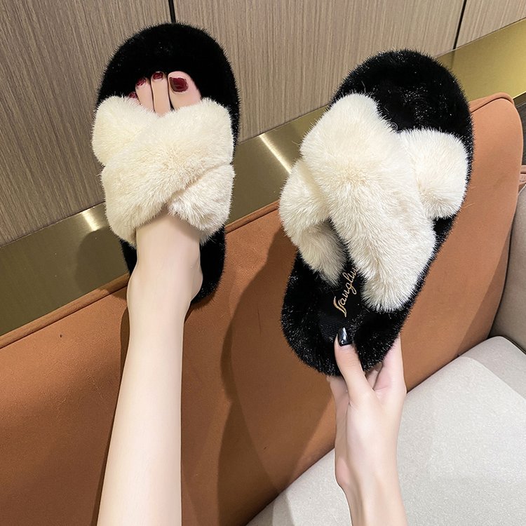 Rabbit fur cross slippers