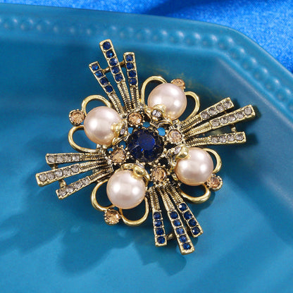 Pearl Flower Brooch