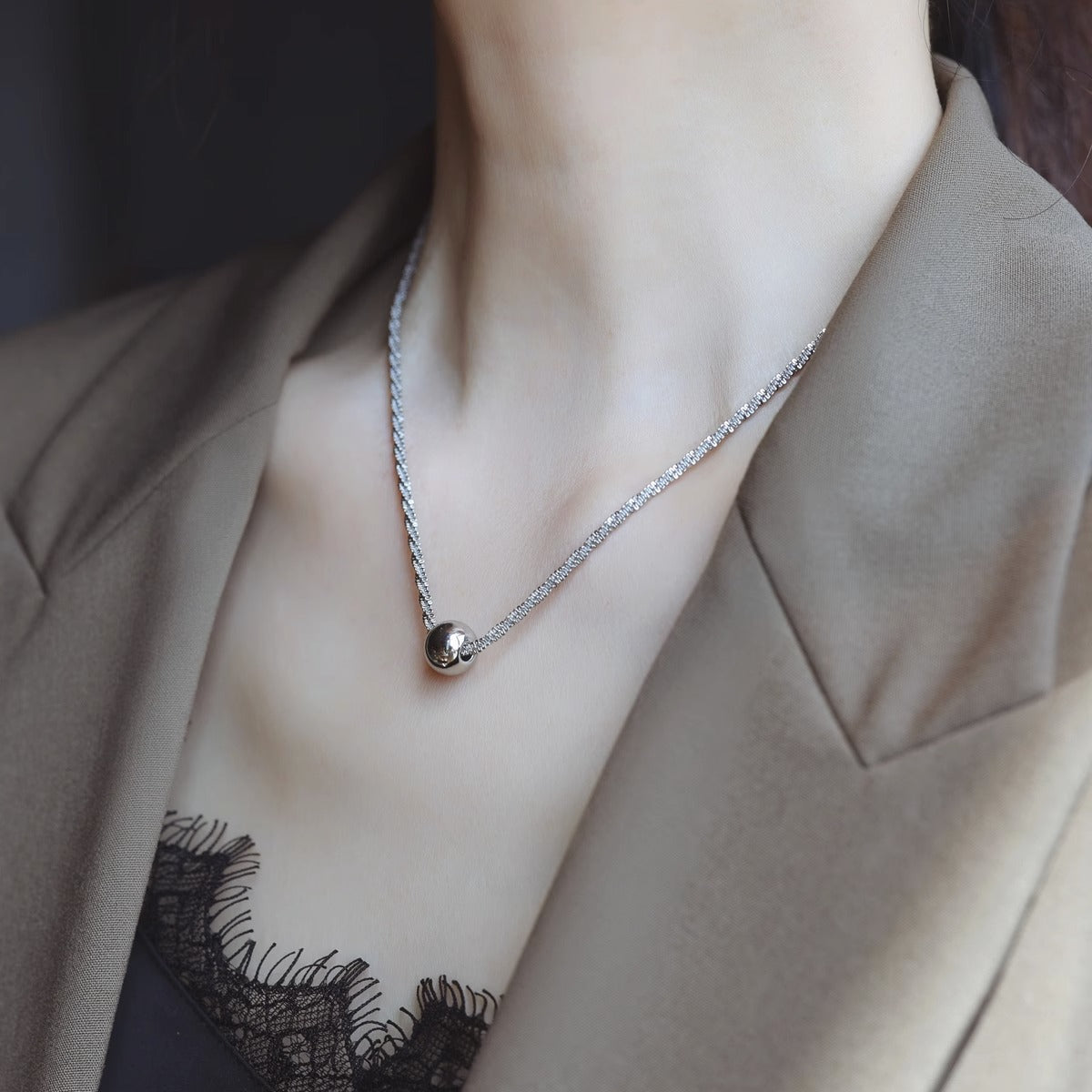 Fashion necklace