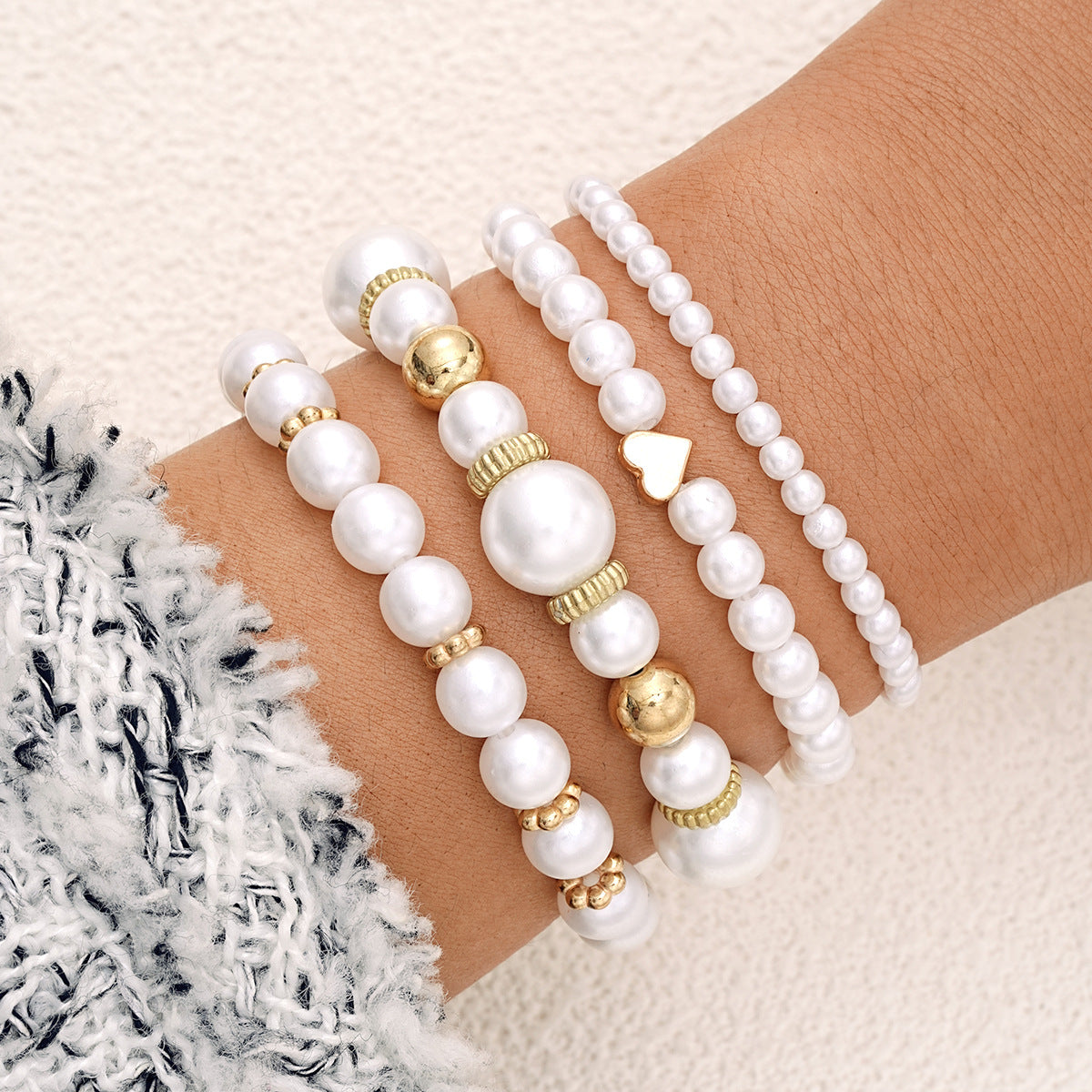 White Pearl Heart Bracelet Set