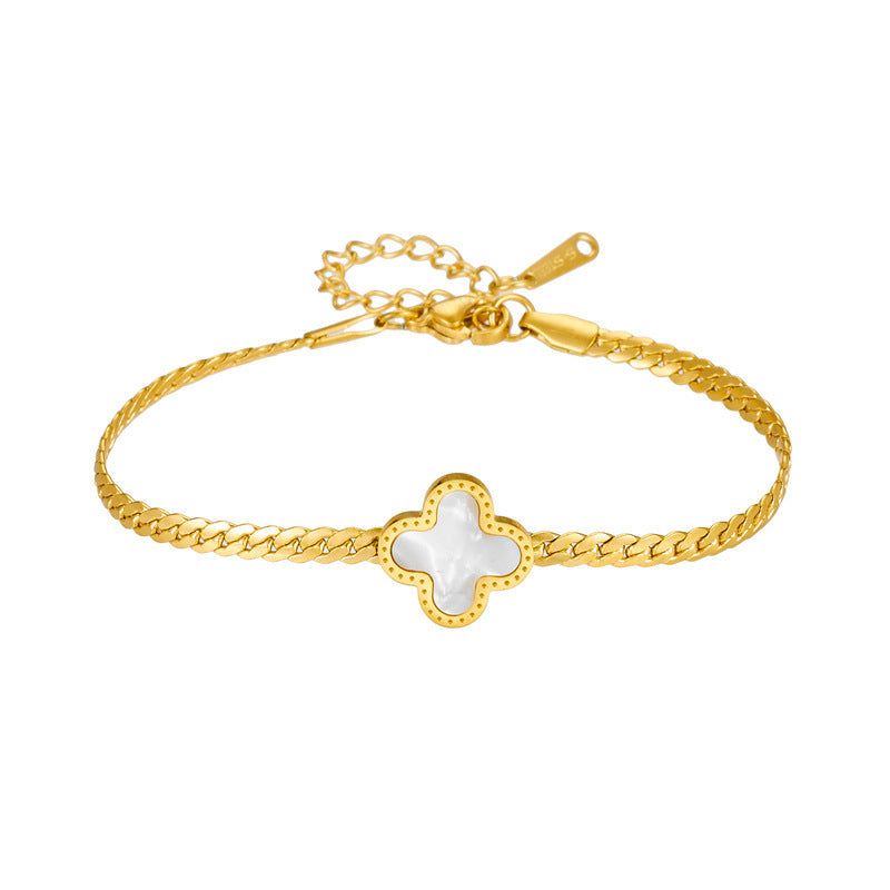 Lucky Clover Bracelet Geometry