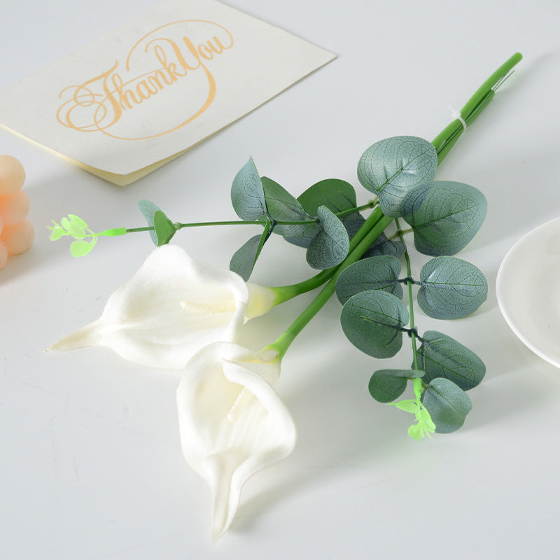 Simulation Calla Lily Eucalyptus Bouquet