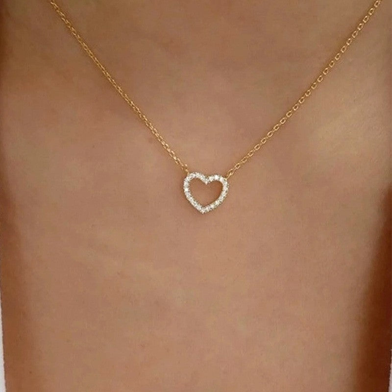 Collar de mujer con hueso de serpiente y corazón de doble capa 