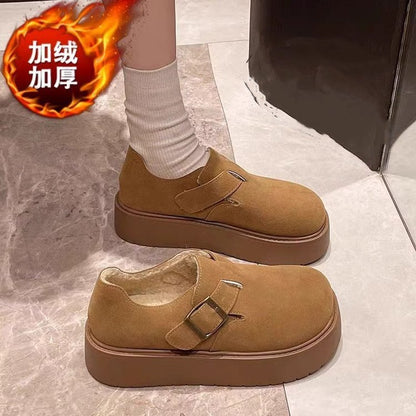 Flat-soled cow suede shoes