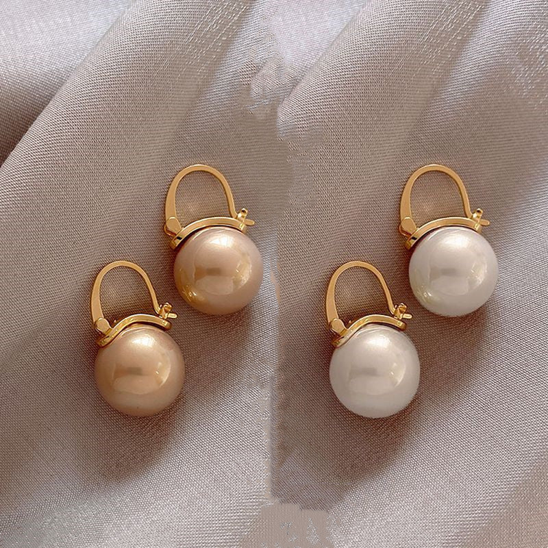 Pearl earrings retro temperament women