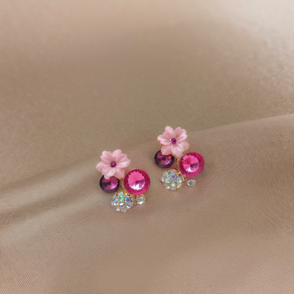 Pendientes de moda con forma de flor de diamante en colores contrastantes 