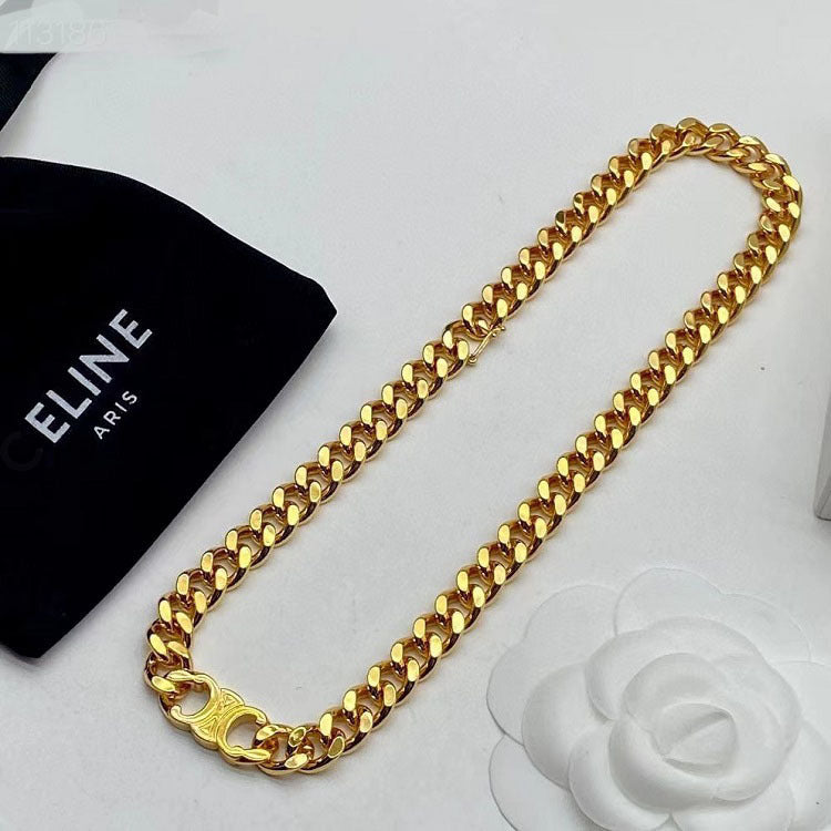 Double C letter twist Cuban chain