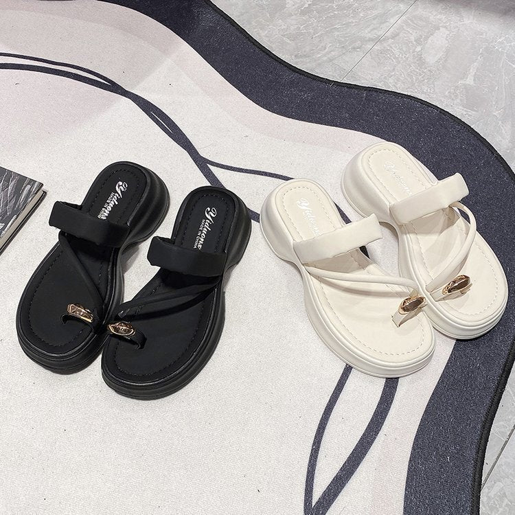 New thick-soled flip-flops