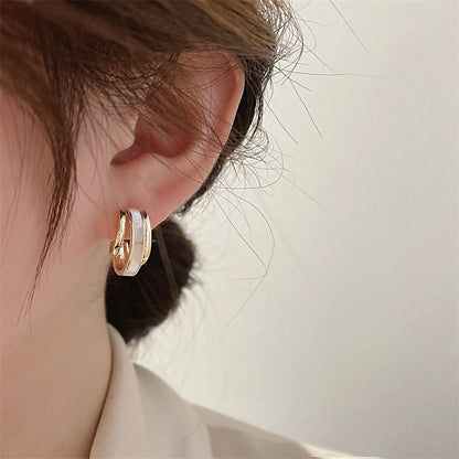 Simple C-shaped stud earrings for women's fashion