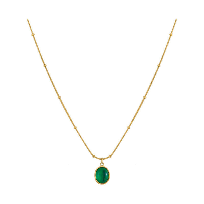 Emerald pendant necklace