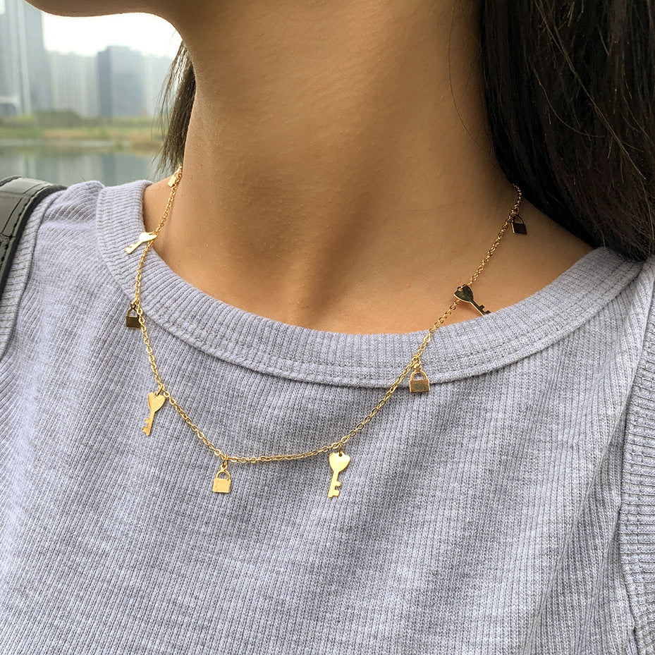 Geometric Lock Single Layer Necklace